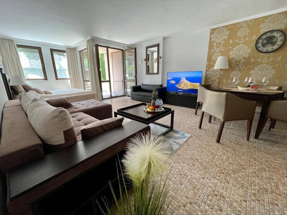Royal Beach Apartments - 5M To Pool, 100M To Beach Sunny Beach Exterior foto